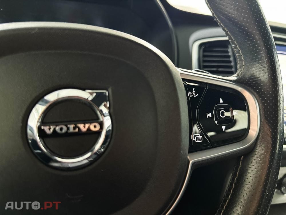 Volvo XC90 2.0 D4 R-Design