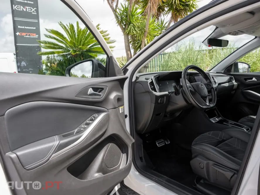 Opel Grandland (X) 1.6 T PHEV GSe