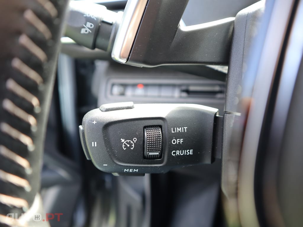 Peugeot 3008 BlueHDi 130 Stop & Start EAT8 Active Pack
