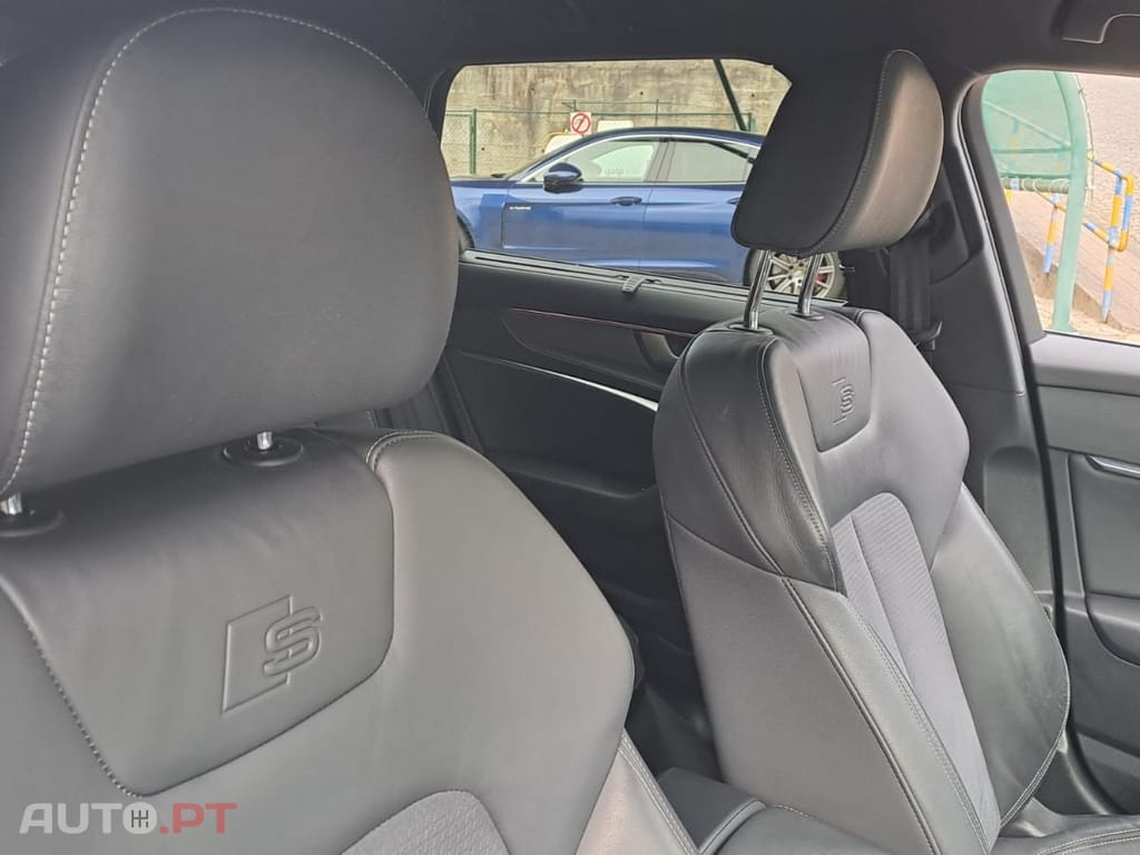 Audi A6 Avant TFSIe Quattro S line S Tronic