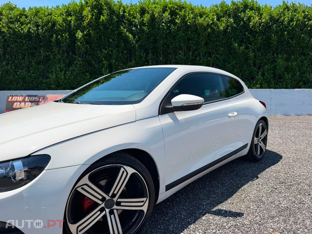 Volkswagen Scirocco 2.0 TDi Sport DSG