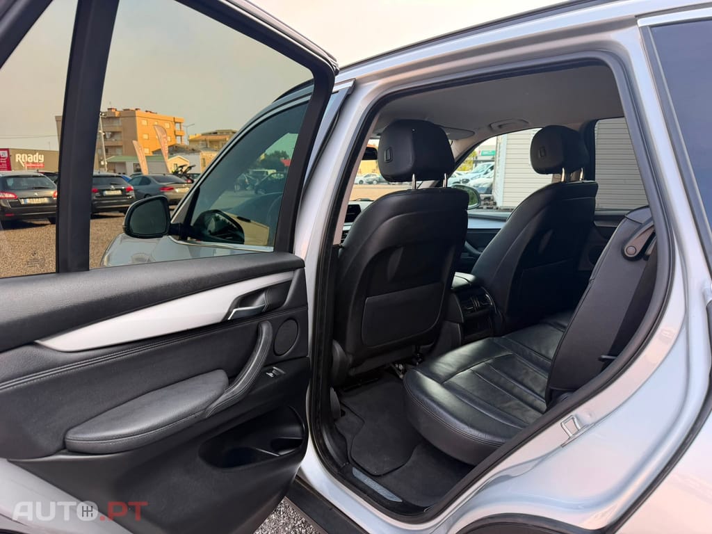 BMW X5 25 d sDrive Comfort 7L