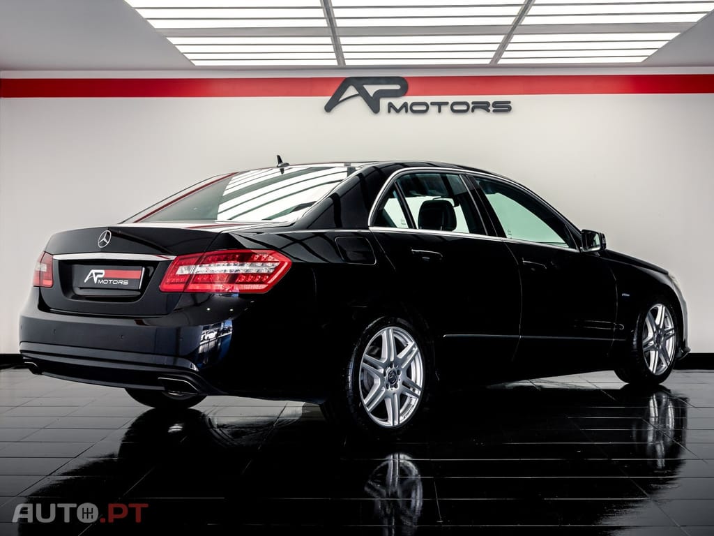 Mercedes-Benz E 250 BlueTEC Avantgarde Auto
