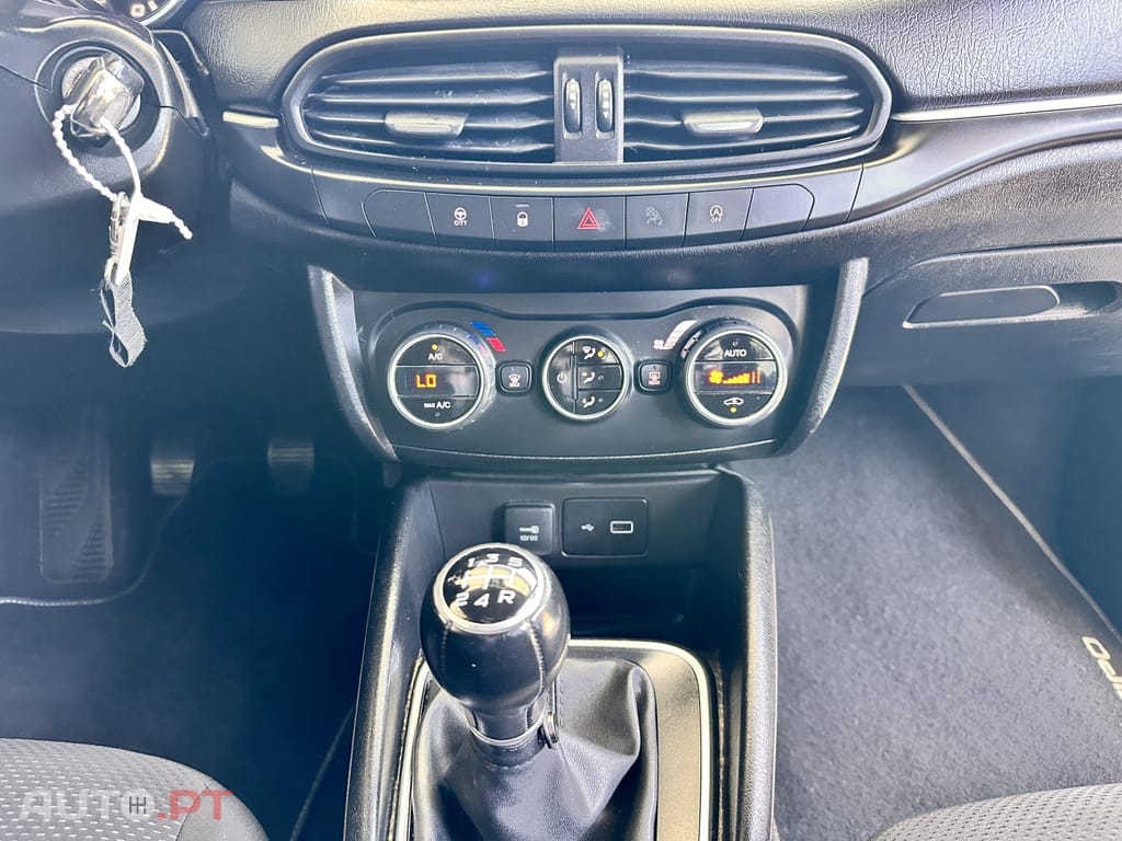 Fiat Tipo 1.3 M-Jet Lounge J17