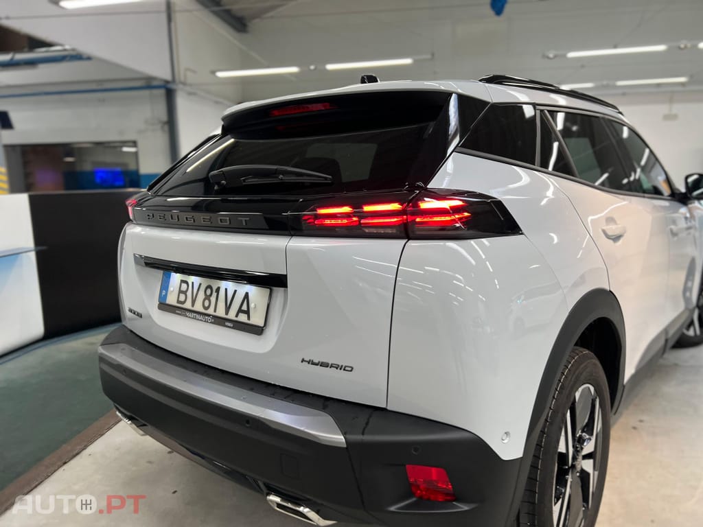 Peugeot 2008 1.2 Hybrid Allure e-DCS6