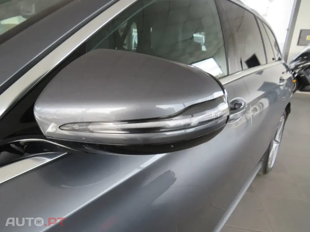 Mercedes-Benz E 300 de AMG Line