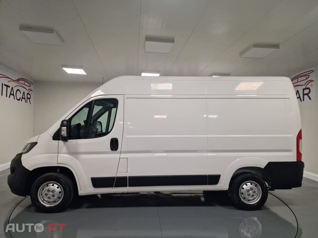 Peugeot Boxer 2.2 BlueHDi 435 L4H2 Premium
