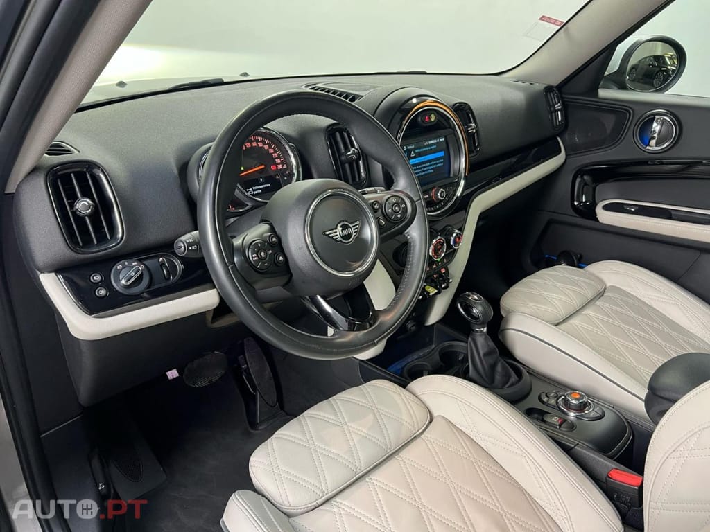 MINI Countryman Cooper S E ALL4 Auto