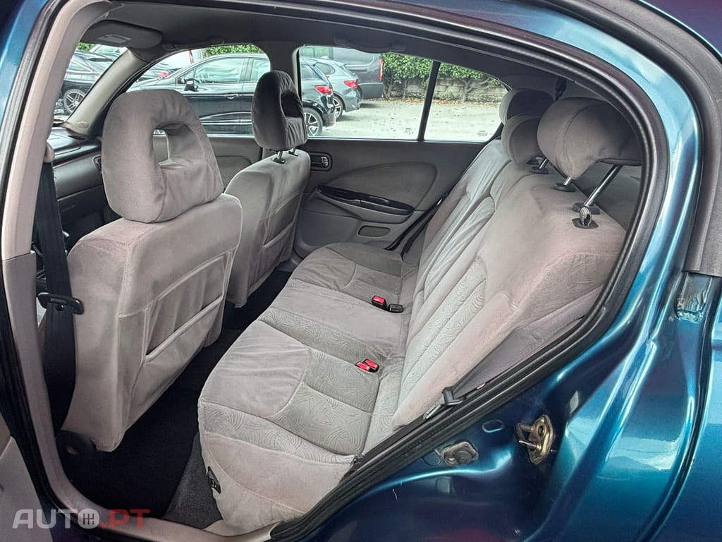 Nissan Almera 1.5 Comfort AC