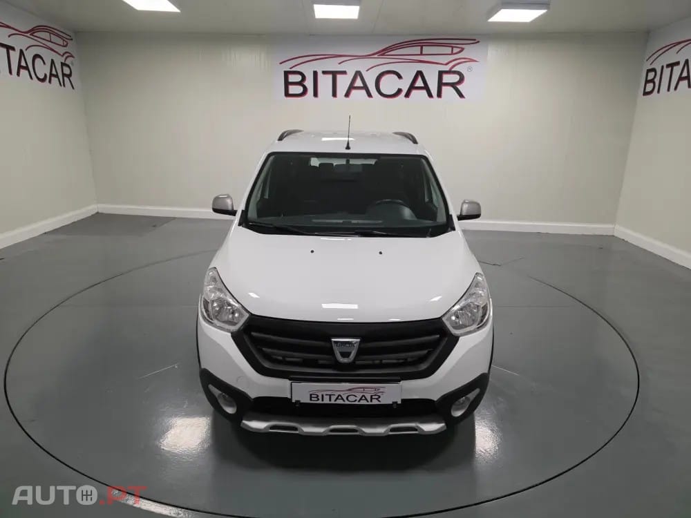 Dacia Lodgy 1.2 STEPWAY