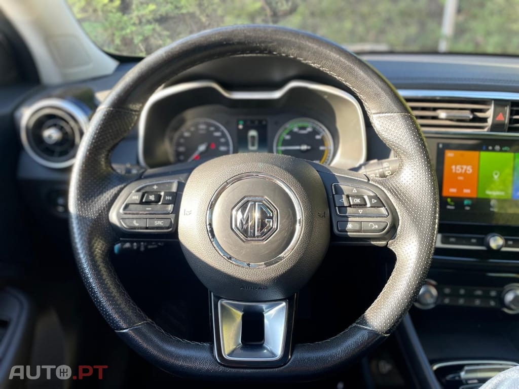 MG ZS EV 44.5 kWh Luxury