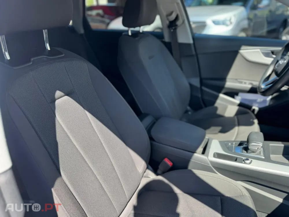 Audi A4 2.0 TDI multitronic Business Line