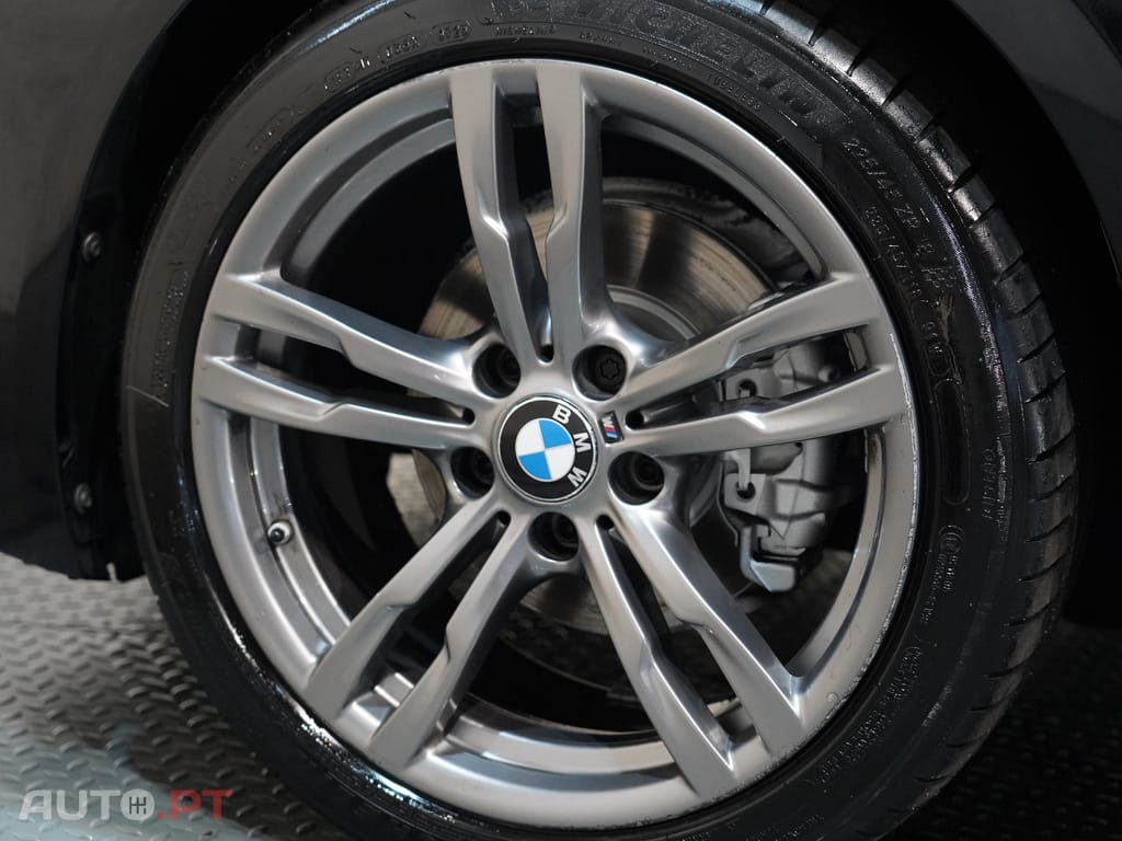 BMW 318 i Touring Pack M Auto