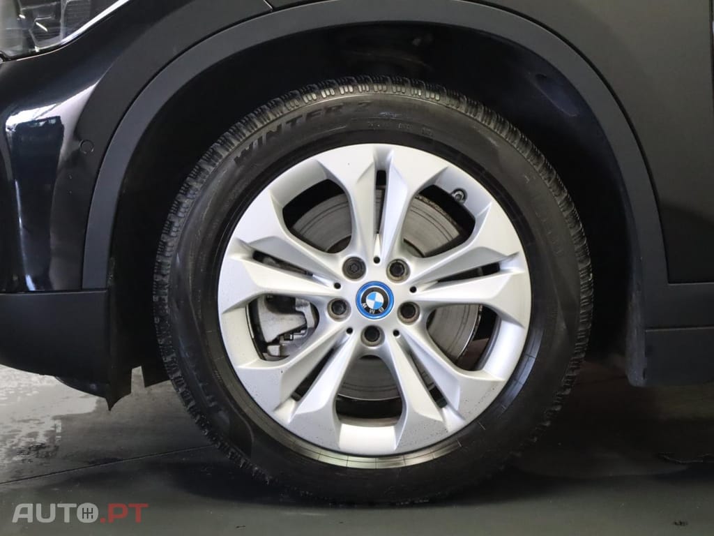 BMW X1 xDrive25e