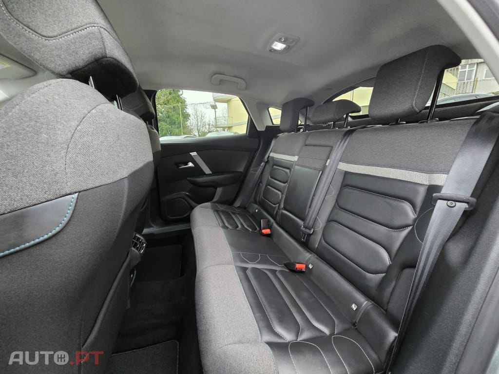 Citroen C4 1.2 PureTech Shine Pack EAT8