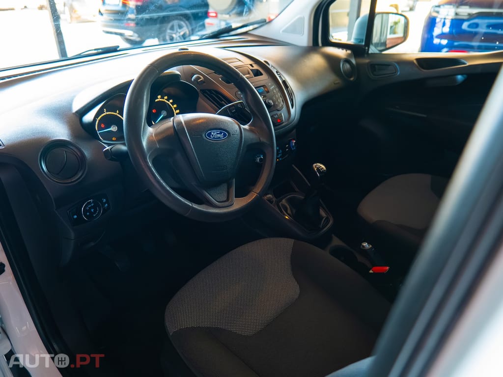 Ford Tourneo 1.5 TDCi Ambiente