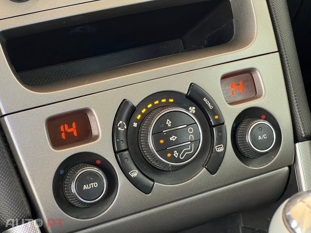 Peugeot 308 1.6 HDi Sport