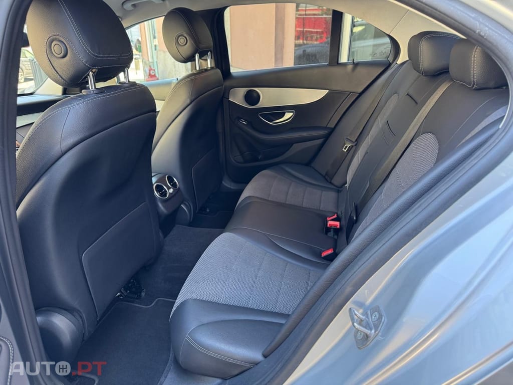 Mercedes-Benz C 300 de Avantgarde