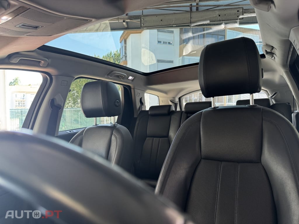 Land Rover Discovery Sport 2.2 SD4 HSE Luxury Auto — fotografia 24