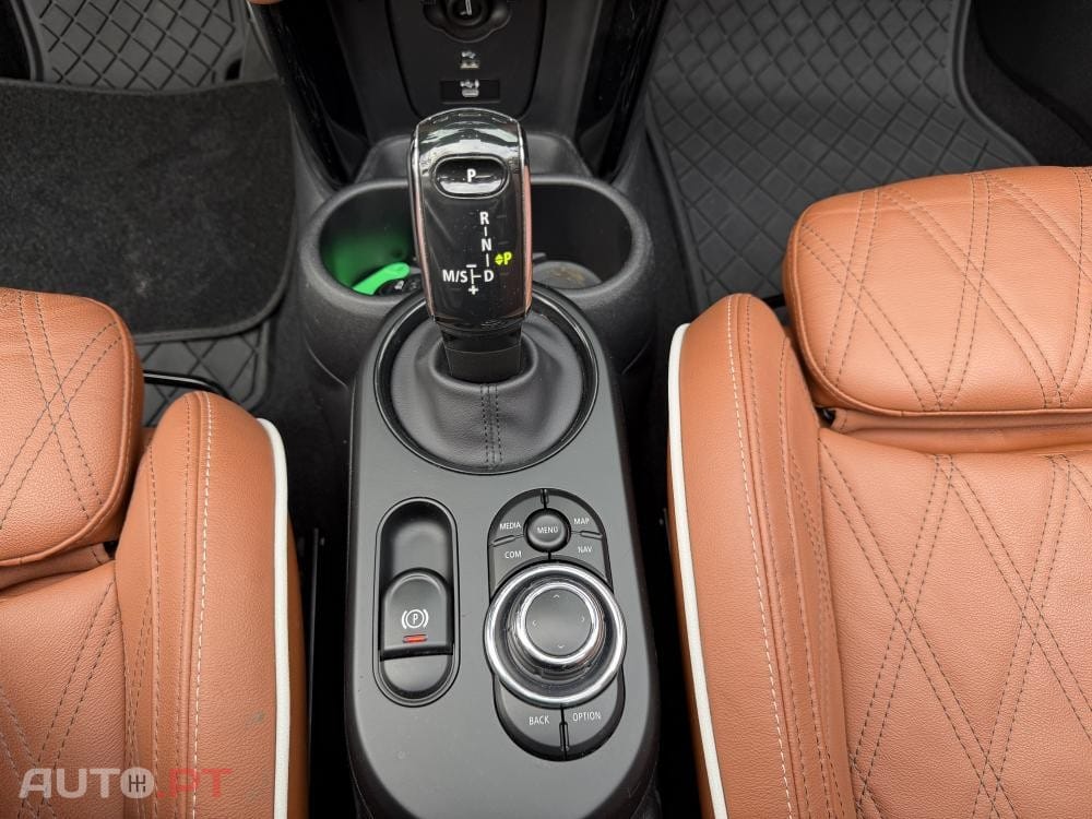 MINI Cabrio John Cooper Works Premium P. JCW Plus