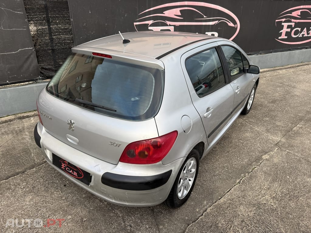Peugeot 307 1.4 16V Navtech