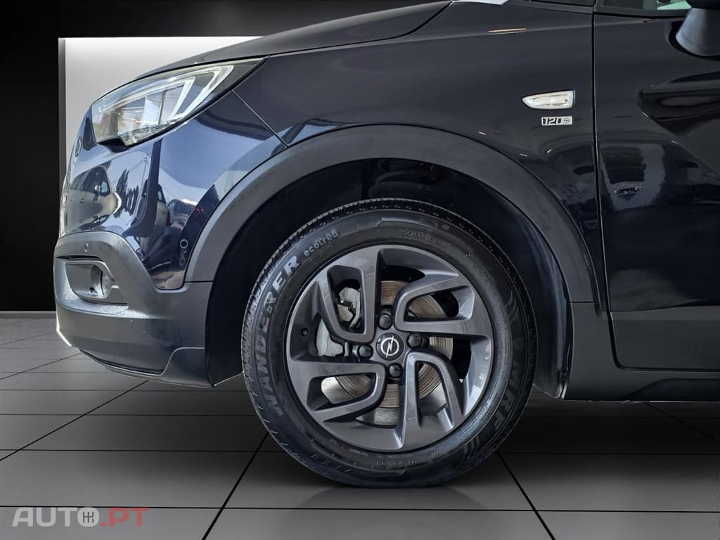 Opel Crossland X 1.2 T 120 Anos