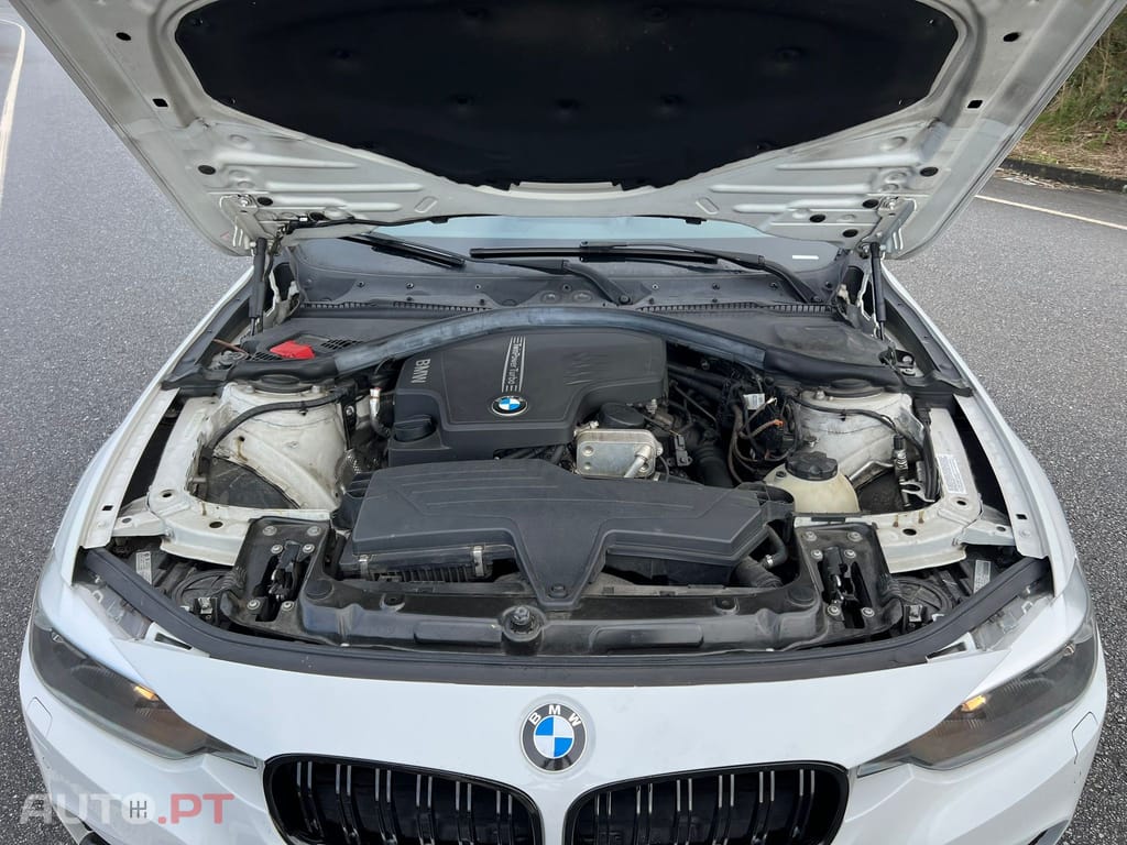 BMW 328 i Auto
