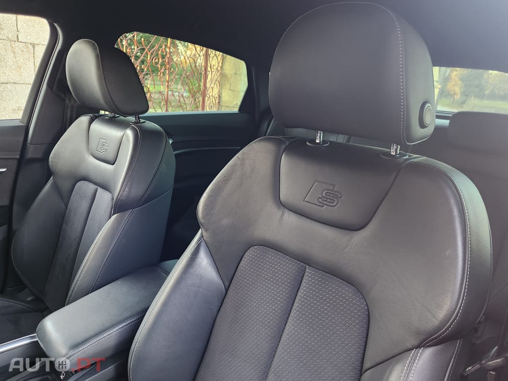 Audi E-Tron 55 quattro S line