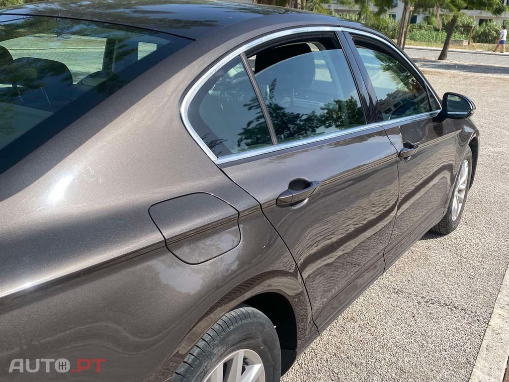 Volkswagen Passat Confortline
