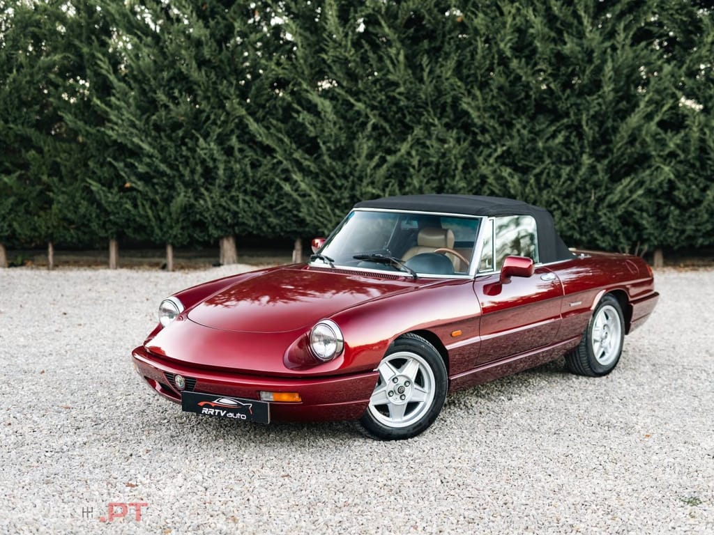 Alfa Romeo Spider 2.0