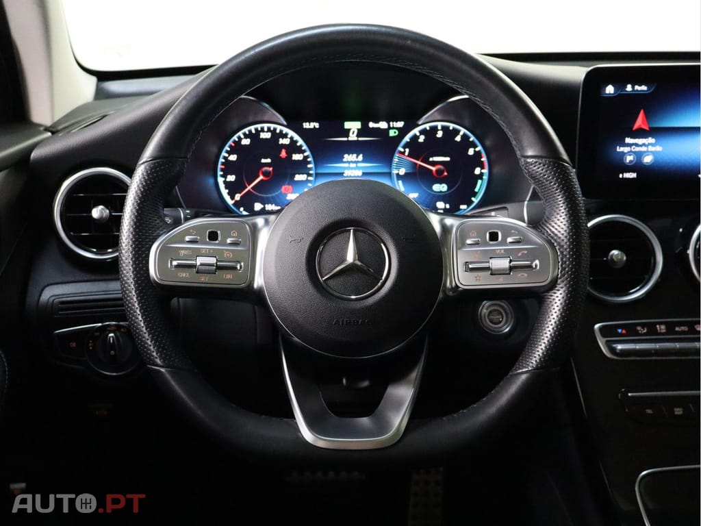 Mercedes-Benz GLC 300 de 4MATIC AMG