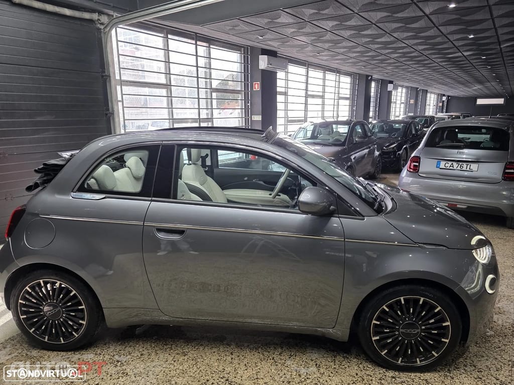 Fiat 500e La Prima