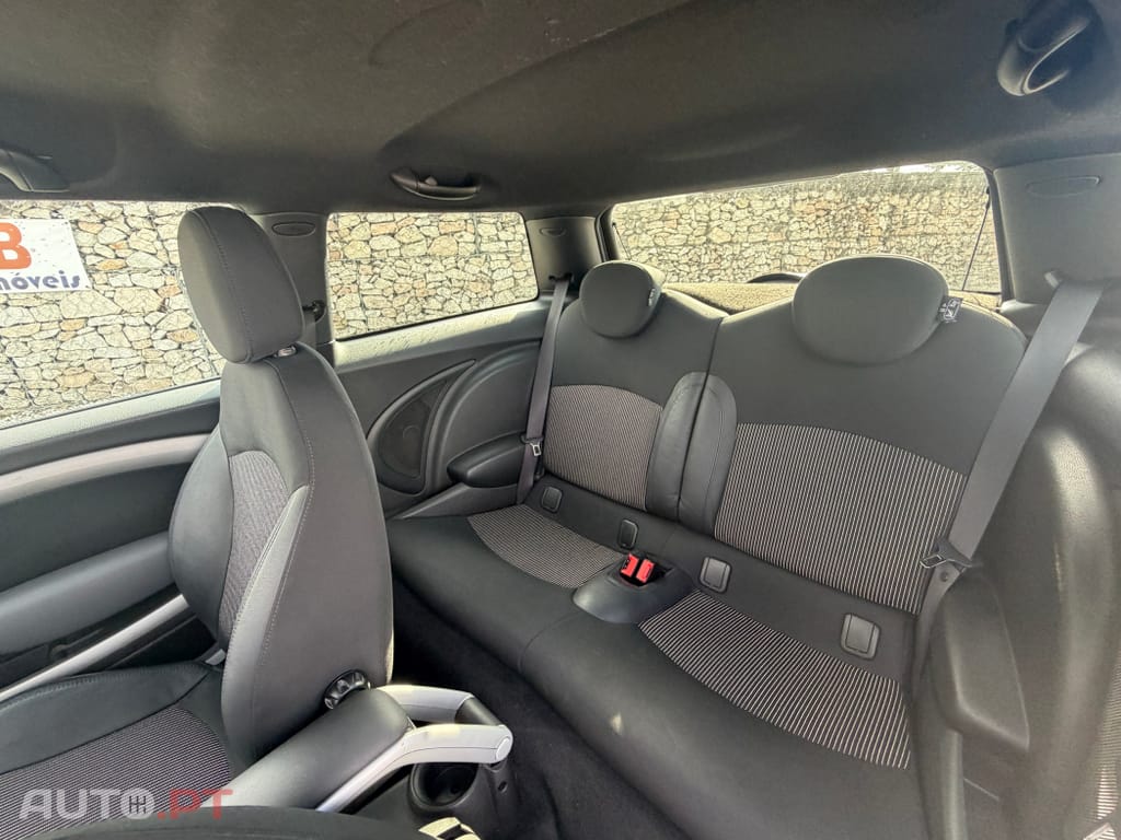 MINI Cooper One D