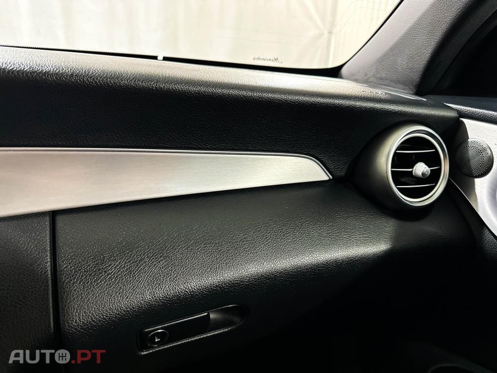 Mercedes-Benz C 200 Cabrio 9G-Tronic AMG Line