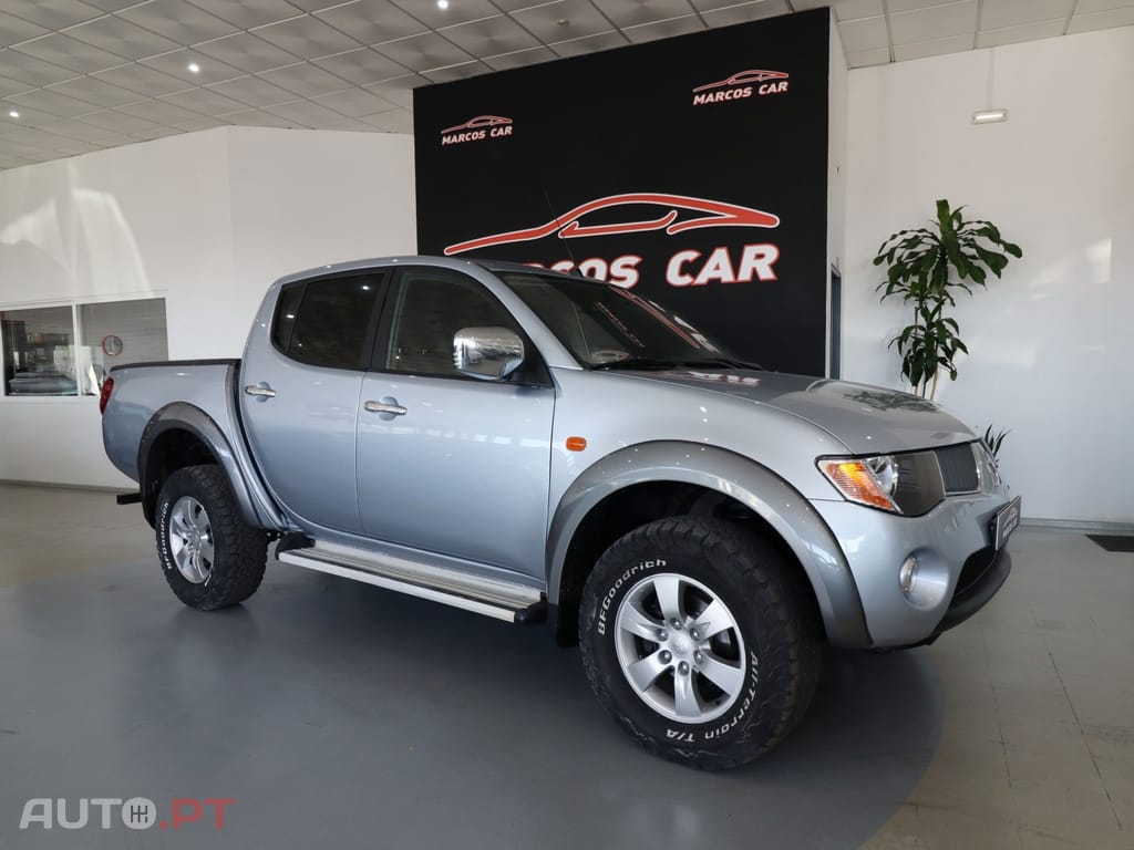 Mitsubishi L200 2.5 DI-D CD Invite AC 4WD