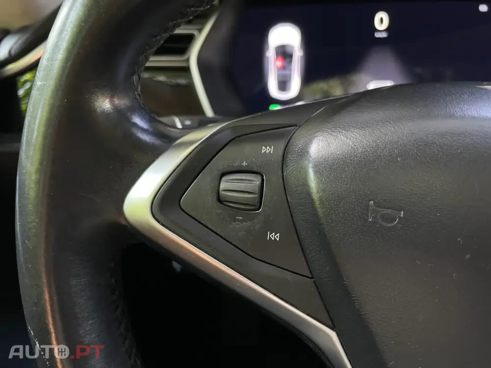 Tesla Model S 90D