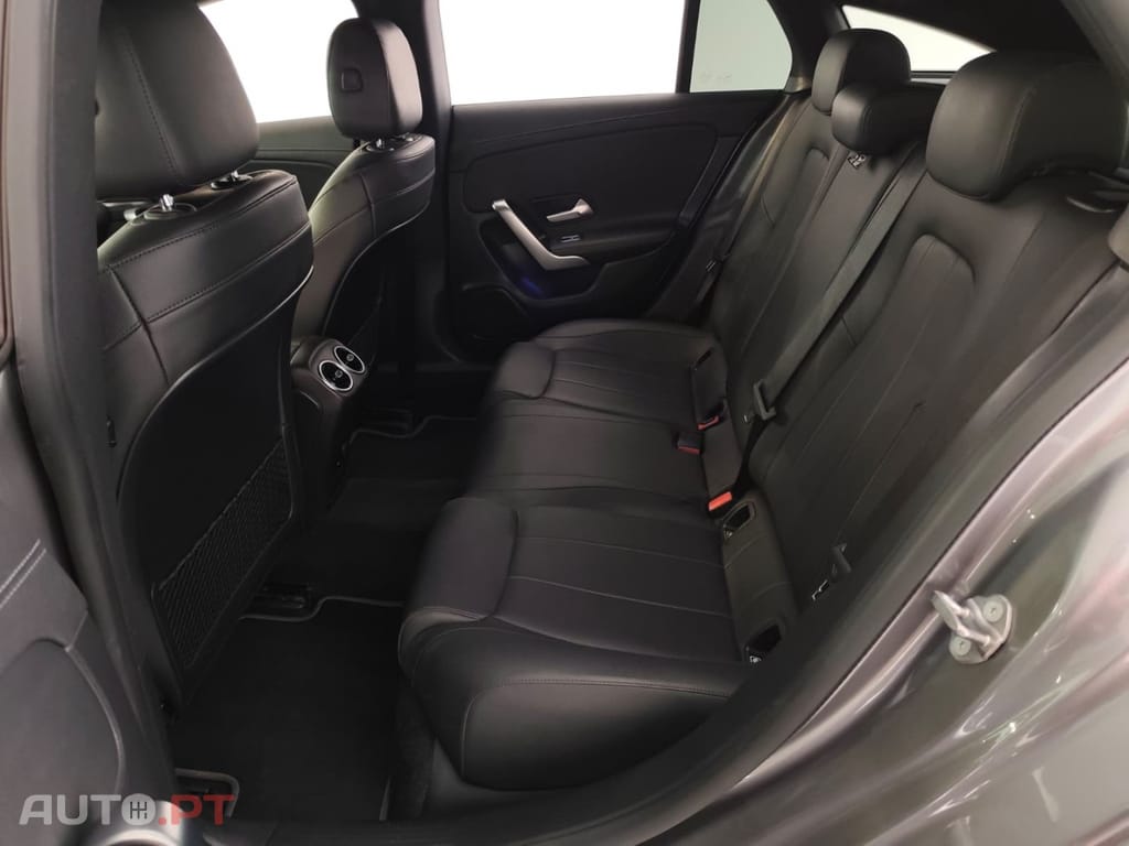 Mercedes-Benz CLA 250 e Shooting Brake Style Plus