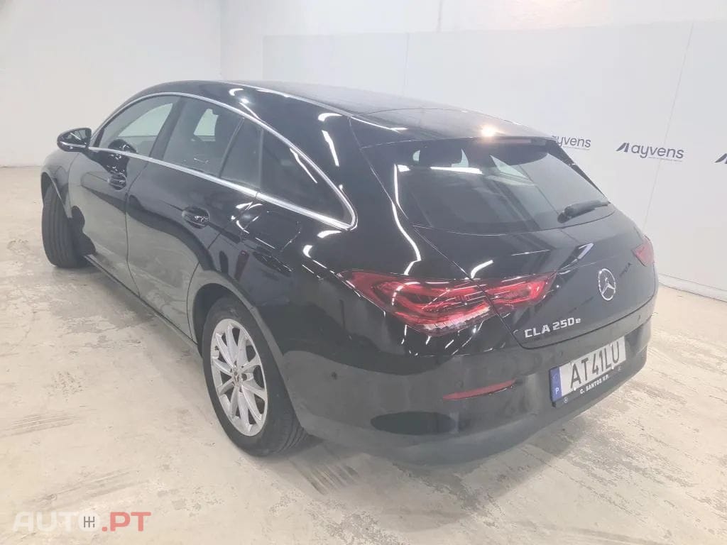 Mercedes-Benz CLA 250 e Shooting Brake Style Plus