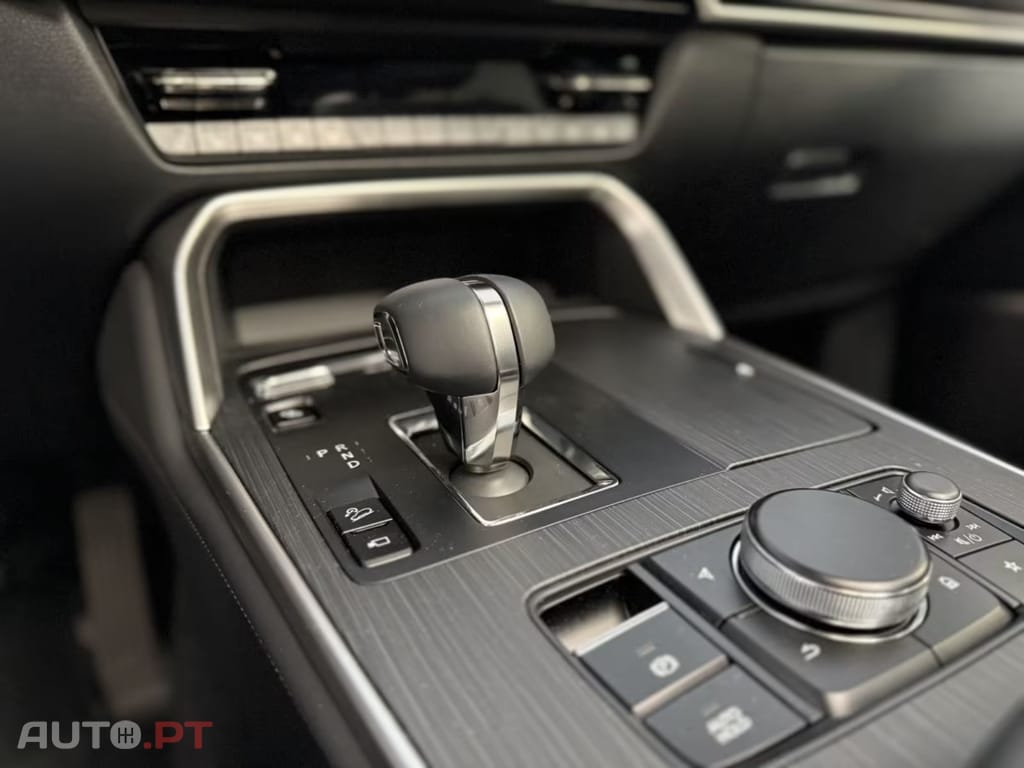 Mazda CX-80 2.5 hybrid I.V.A DEDUTIVEL 