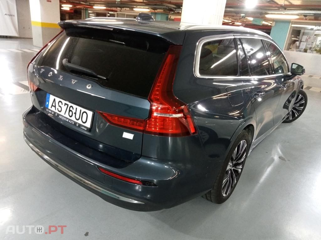 Volvo V60 2.0 T8 AWD TE Plus Bright