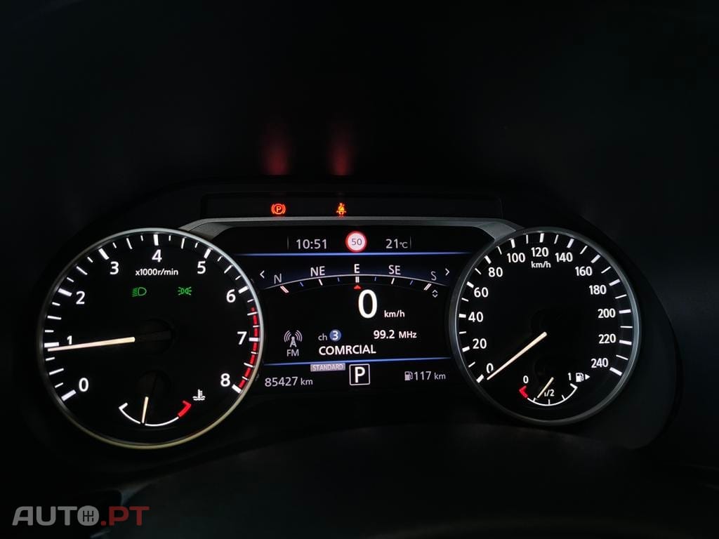 Nissan Juke 1.0 DIG-T N-DESIGN CHIC TWO TONE SILVER DCT 114 CV