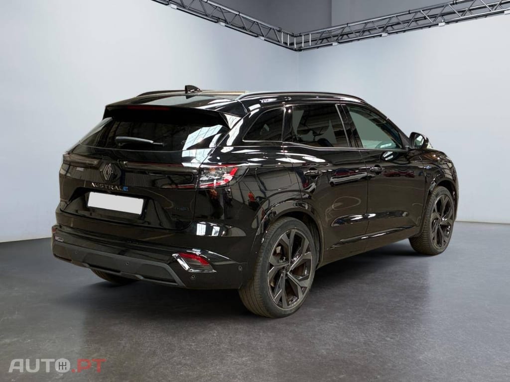 Renault Austral 1.2 E-Tech Techno Esprit Alpine Iconic