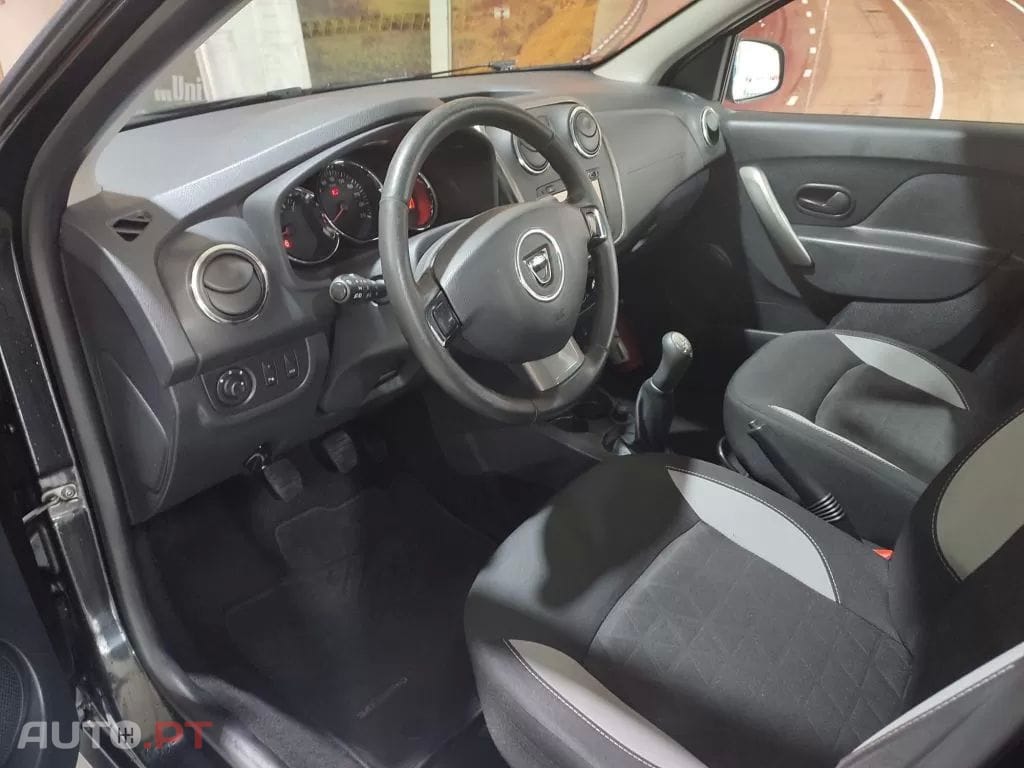 Dacia Sandero 1.5 dCi Stepway 105g