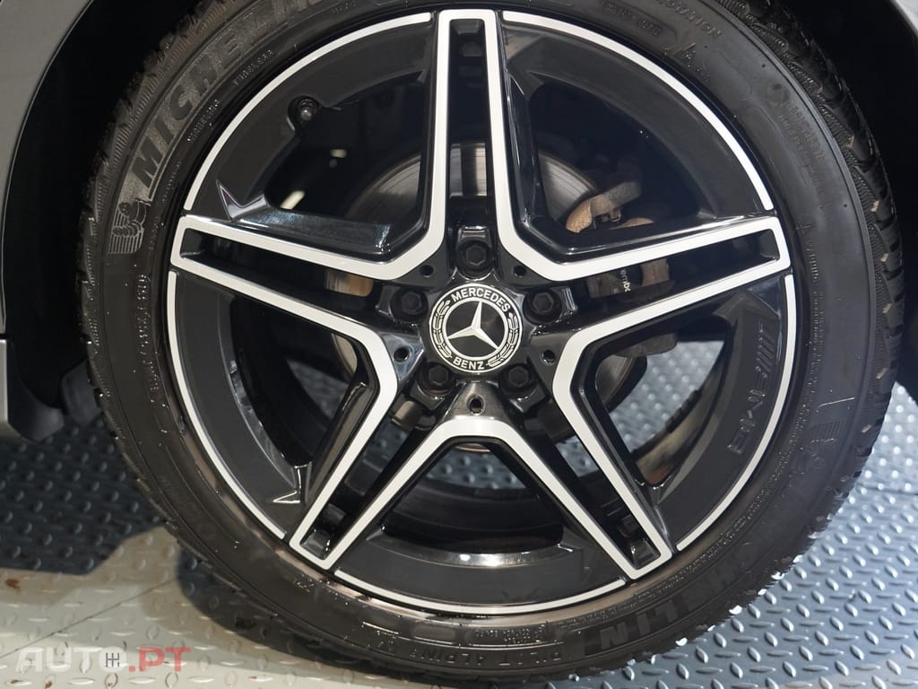 Mercedes-Benz A 180 d AMG Line Aut.