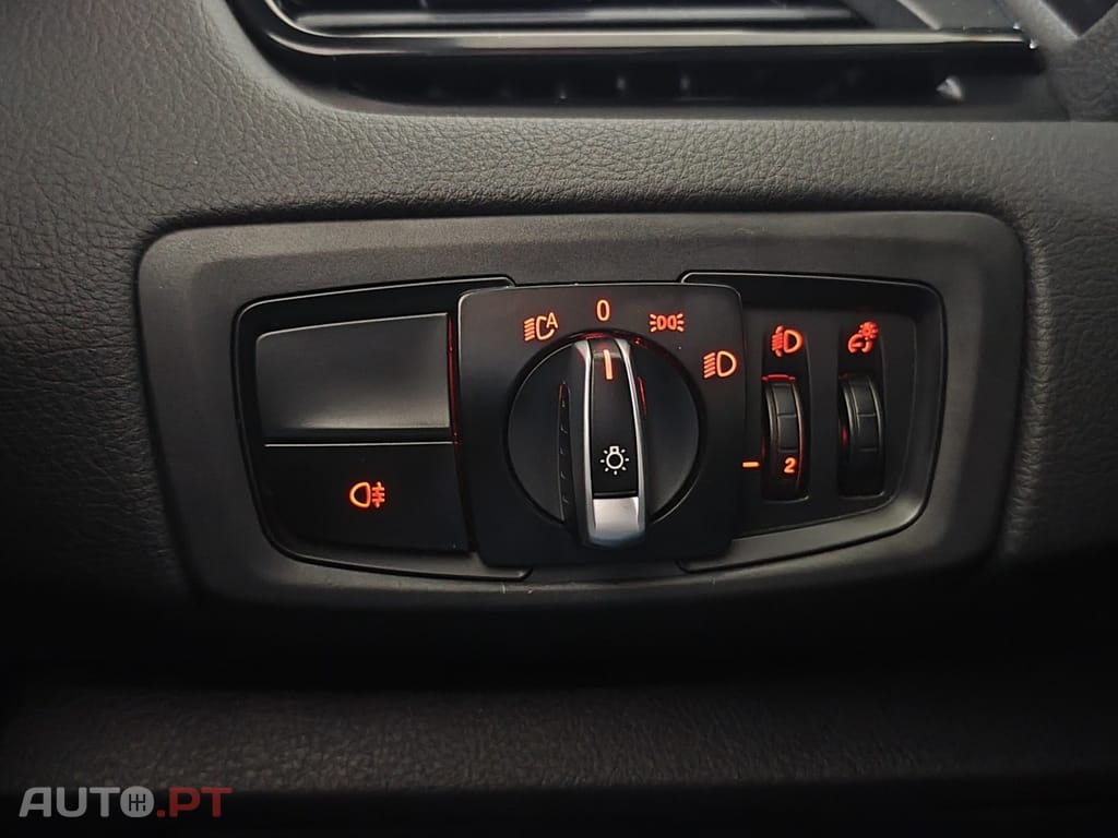 BMW 225 Line Sport