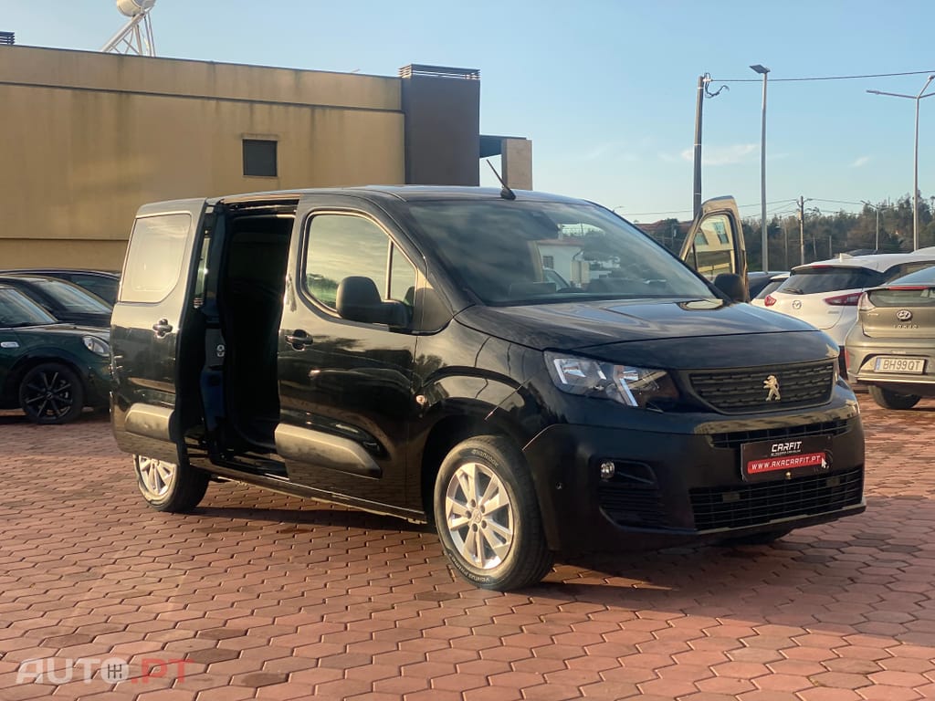 Peugeot Partner 1.5 BlueHDi Asphalt Longa EAT8