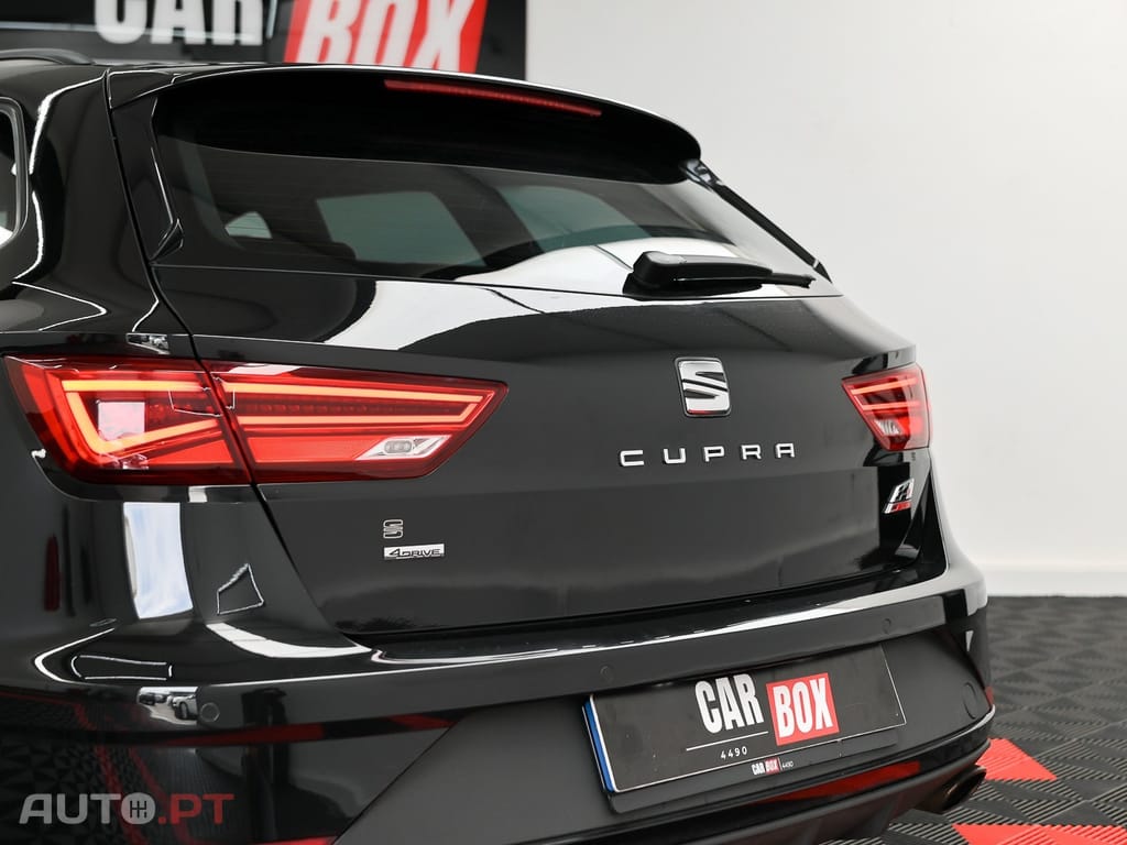 Seat Leon 2.0 TSI S&S 4Drive DSG Cupra 300