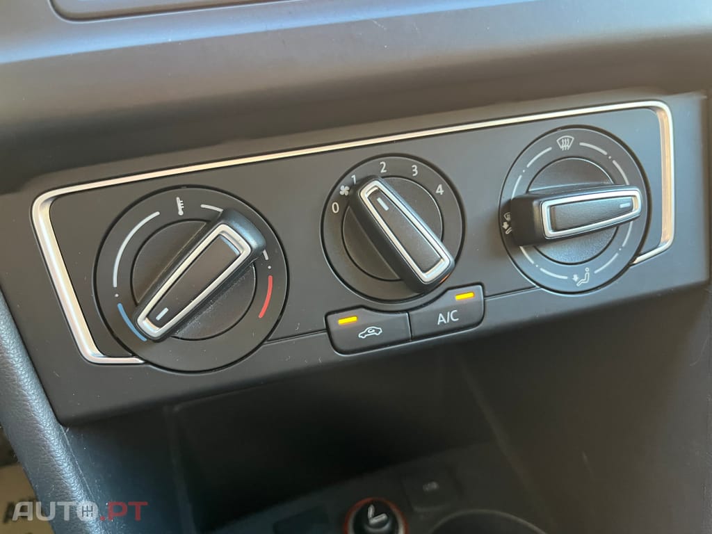 Volkswagen Polo 1.0 Lounge