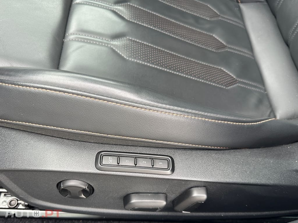 Cupra Leon 1.4 e-Hybrid VZ DSG