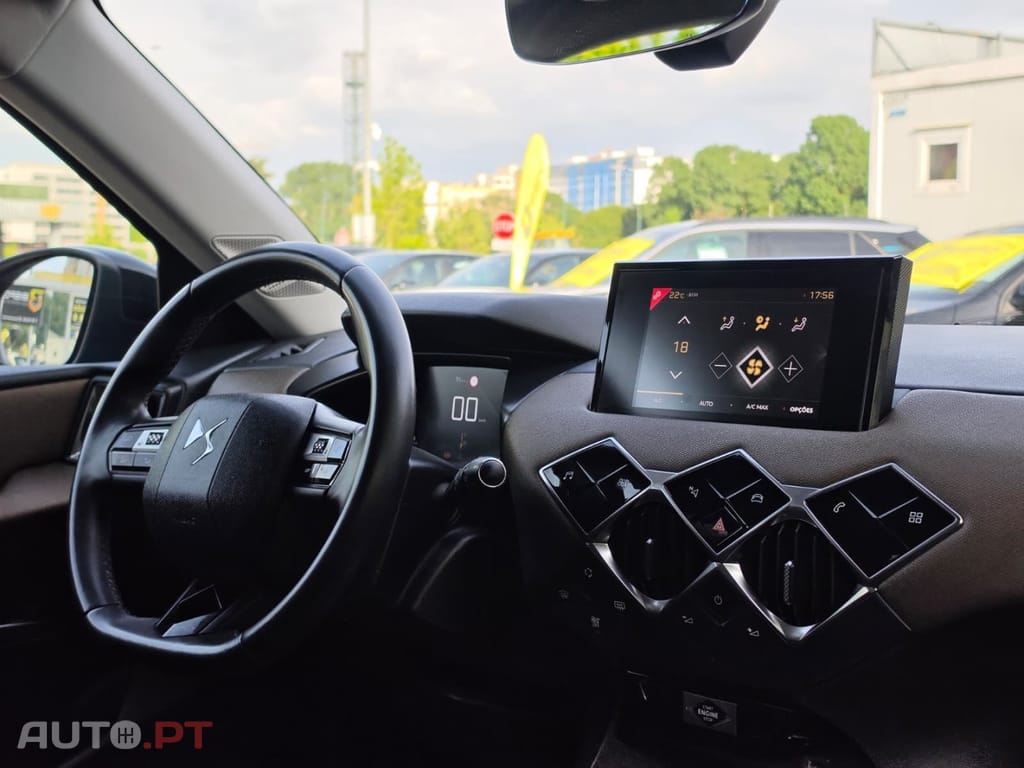 DS DS3 Crossback PureTech 100 SO CHIC